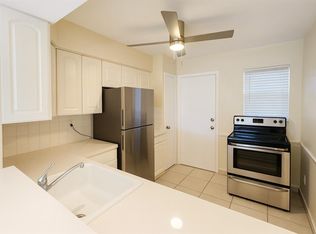 1450 NE 191st St APT 303, Miami, FL 33179