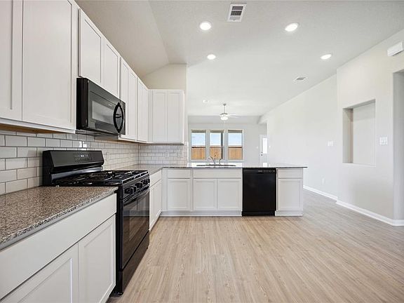 5th image of 8324 Black Pearl Court