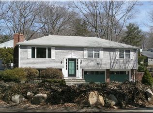 15 Hesperus Cir, Gloucester, MA 01930