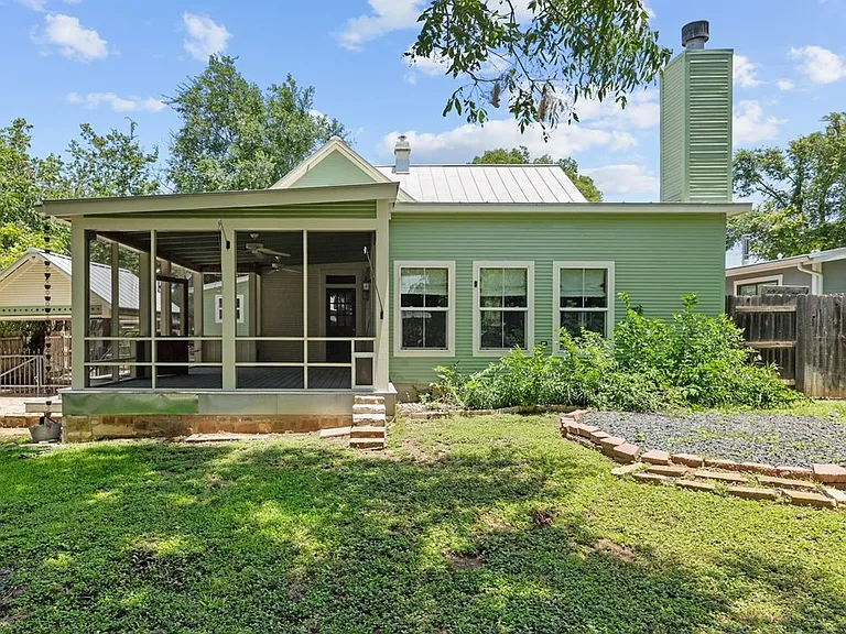 605 W Schubert St — Photo 21