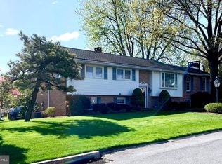 305 Corys Ct, Birdsboro, PA 19508