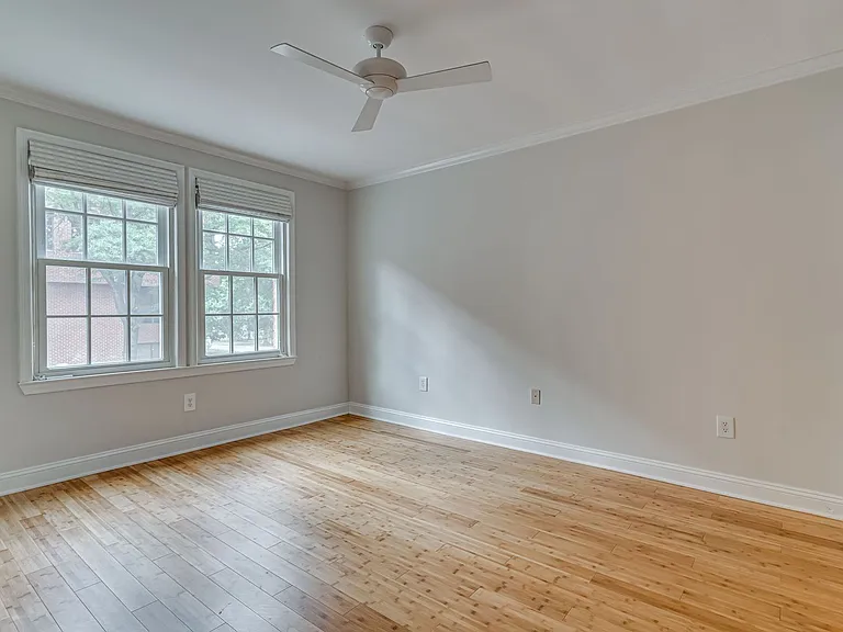 610 Bashford Ln #1313 — Photo 12
