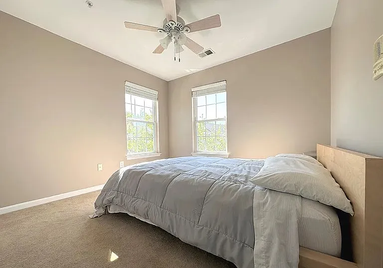 1901 Blue Heron Dr — Photo 4