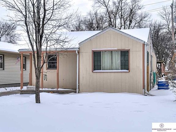 3rd image of 3147 Avenue I