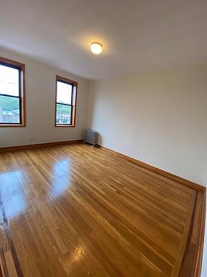 2nd image of 289 Bay 17 St #D15