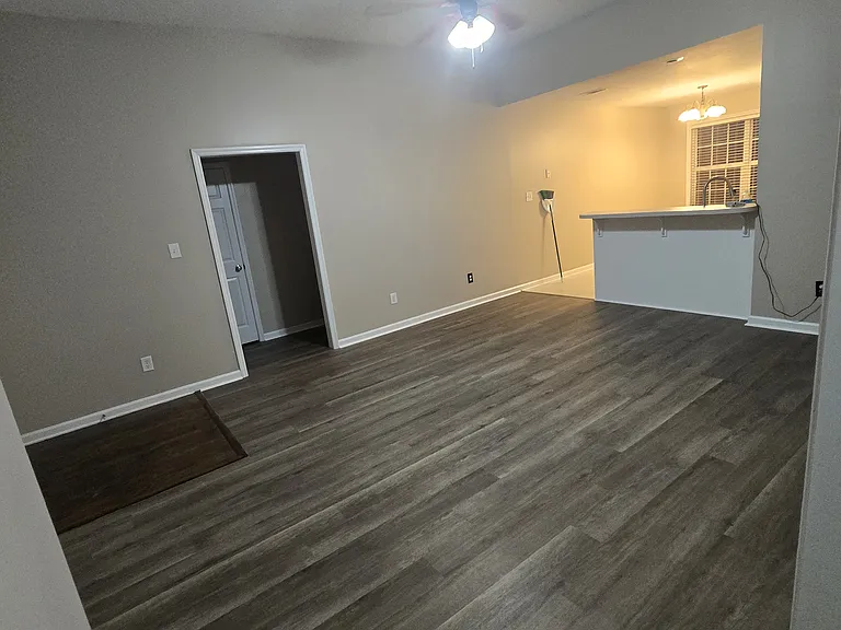 3021 Culverton Ct — Photo 10