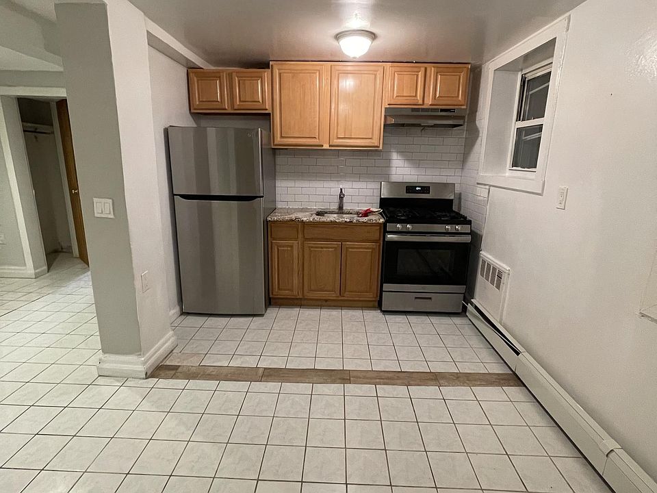 1st image of 2507 Mickle Ave