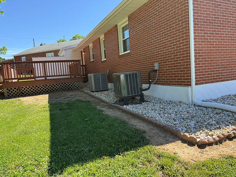 Daycotah Ave — Photo 35