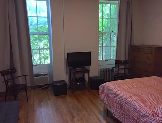 Rented by Keller Williams NYC | media 32