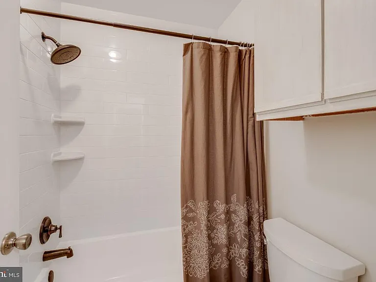 5818 Inman Park Cir #100 — Photo 35