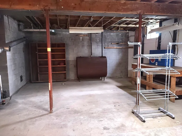 3922 Emrick Ln — Photo 34
