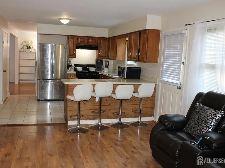 39 Independence Ct — Photo 13