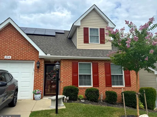 204 Frock Dr #28, Westminster, MD 21157