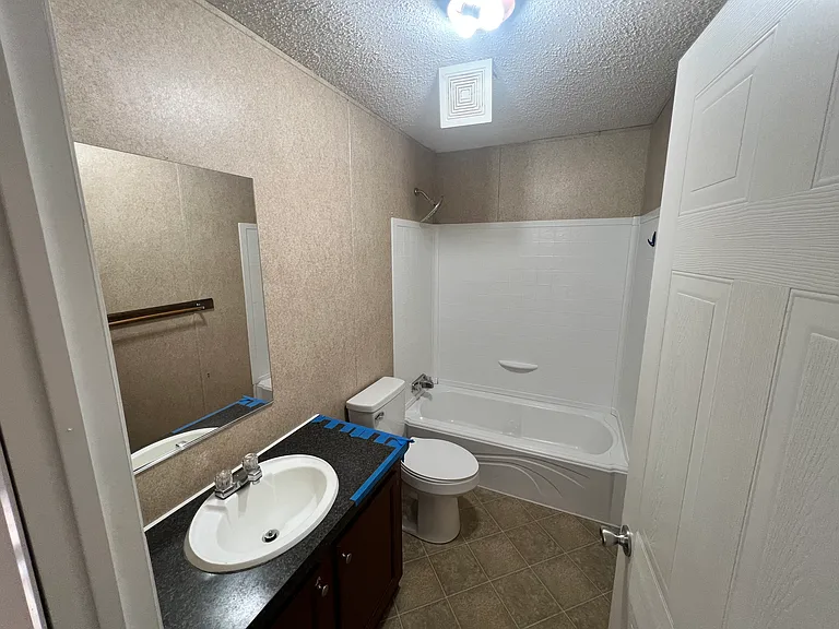 237 Hudson Rd — Photo 5