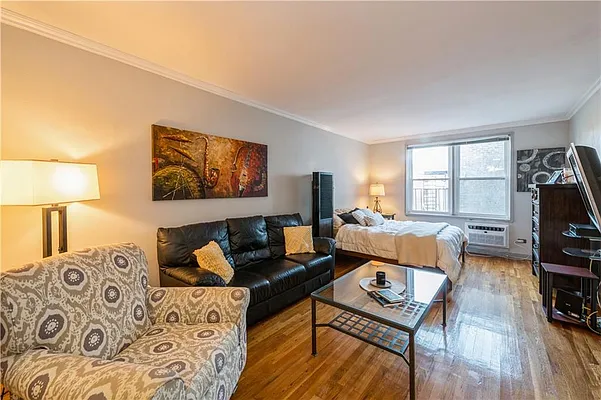 Sold by Remax Edge | media 1