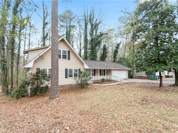 6064 Wandering Way, Norcross, GA 30093