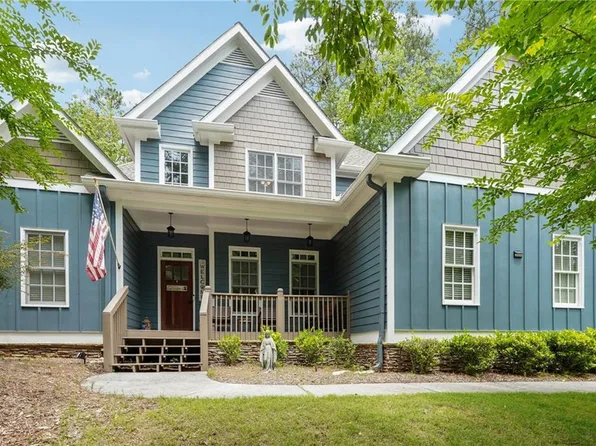 235 Red Cloud Dr, Waleska, GA 30183