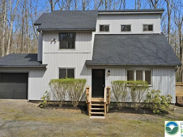 186 Timberlane Dr, Albrightsville, PA 18210