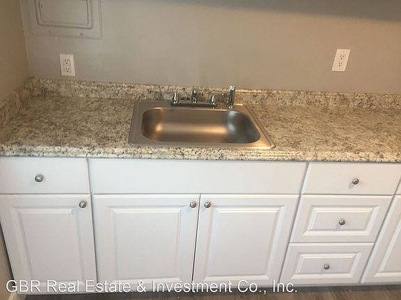 3rd image of 534 Shasta St