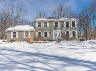 8459 Country Farm Ln, Laingsburg, MI 48848