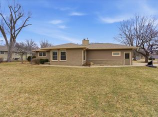 4028 Rownd St, Cedar Falls, IA 50613