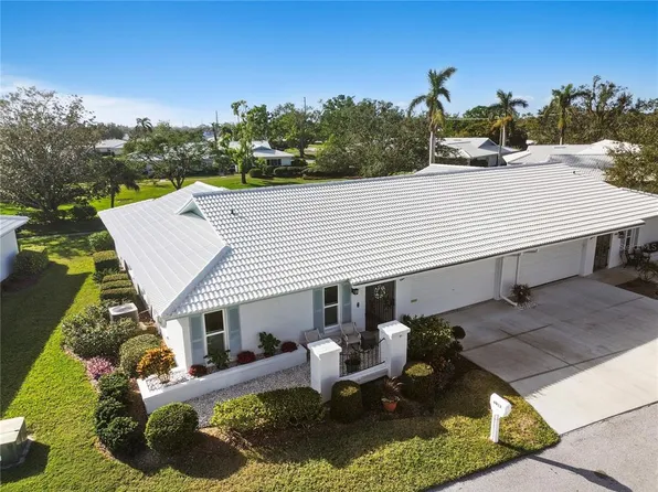 6913 8th Ave W, Bradenton, FL 34209