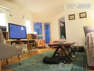 Rented by Citi Habitats