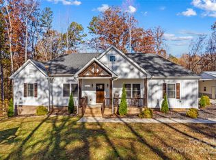 245 Rocky River Rd, Mooresville, NC 28115