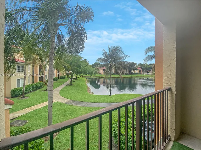2113 Renaissance Blvd — Photo 9