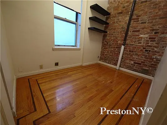 Rented by JM Preston Properties LLC | media 29