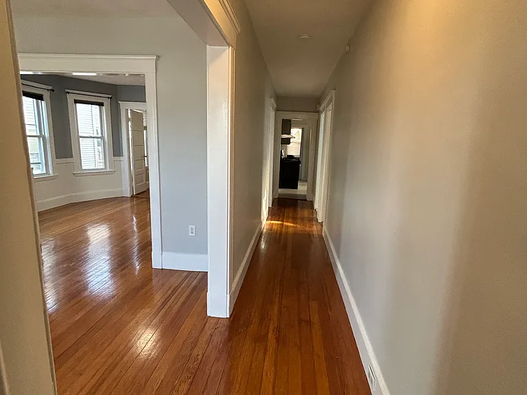 19 Oakland St #17 — Photo 6