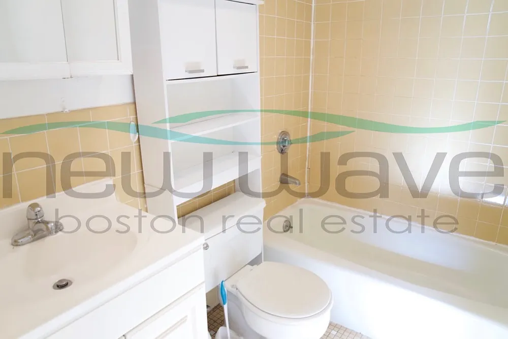 2 bed, 999 sqft, $3,500 — Photo 4