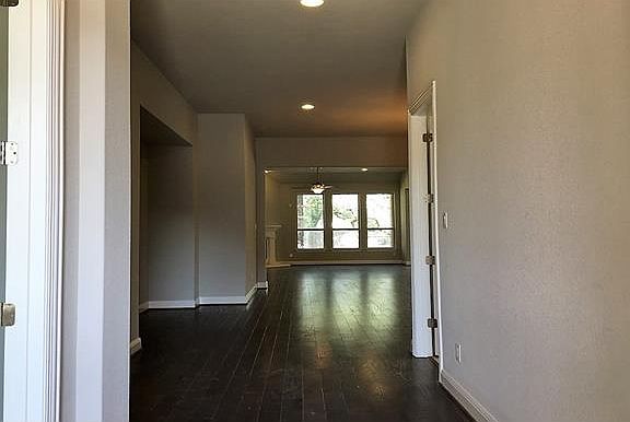 2nd image of 1805 Hollowback Dr