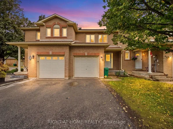 35 Chipstead Ave #21, Brampton, ON L6X 4H2