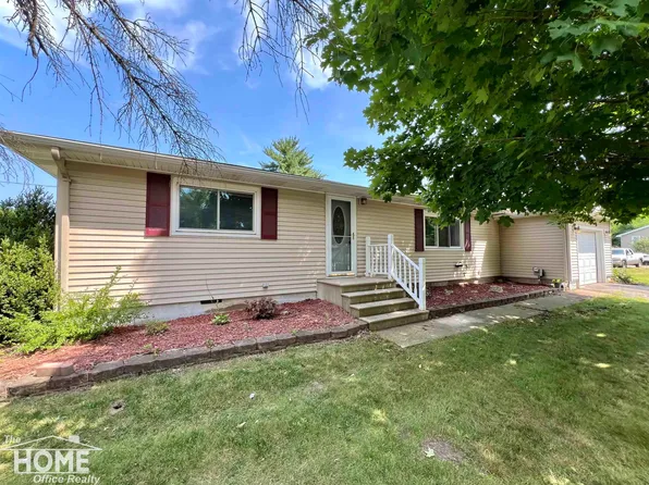 1106 W South St, Owosso, MI 48867