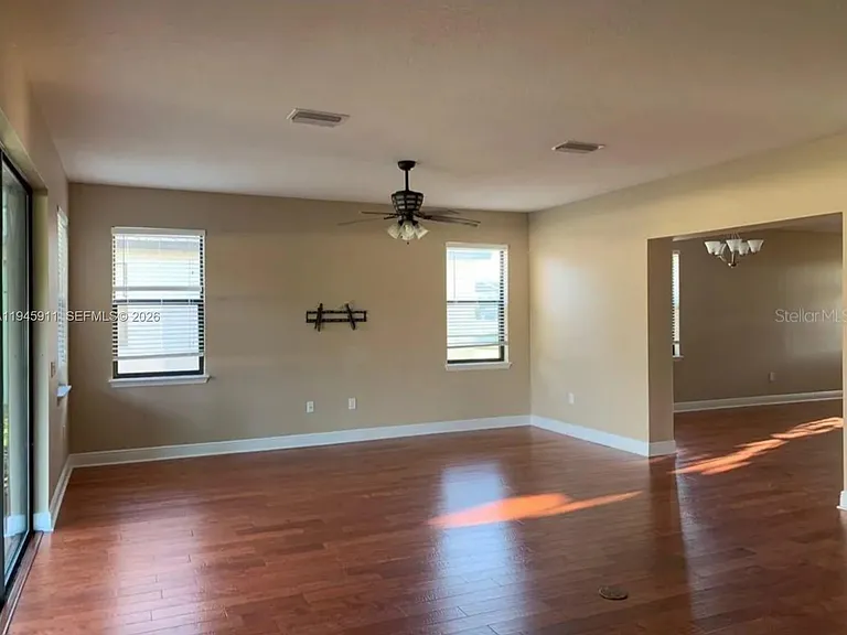 11016 Tahiti Isle Ln — Photo 14