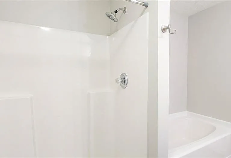 1426 Penhurst Dr — Photo 9