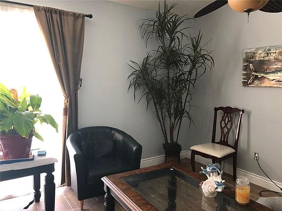 2nd image of 167 SW Ladybug Dr