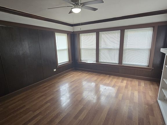 5th image of 4924 W Adams St
