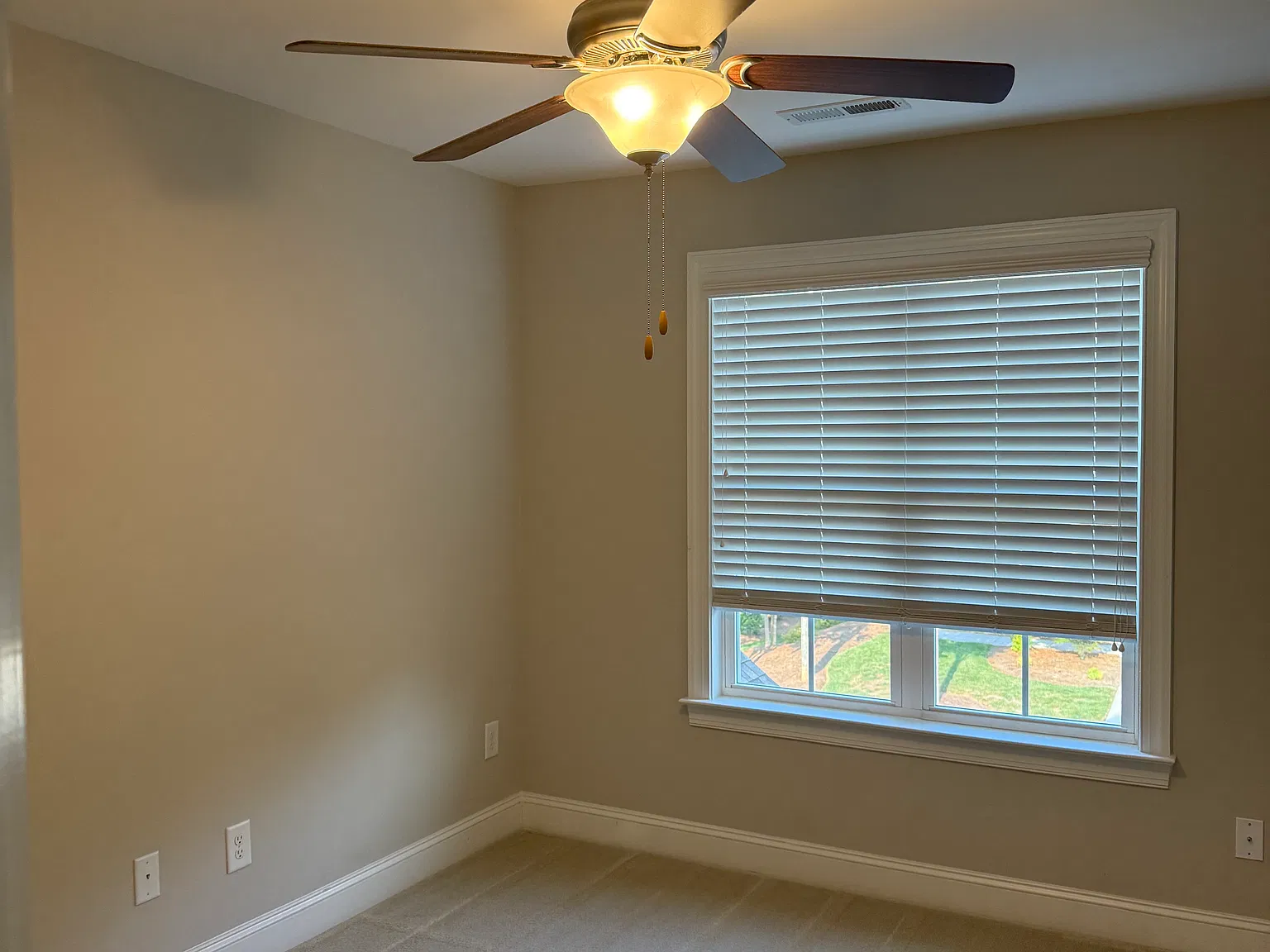3 bed, 1780 sqft, $1,800 — Photo 2