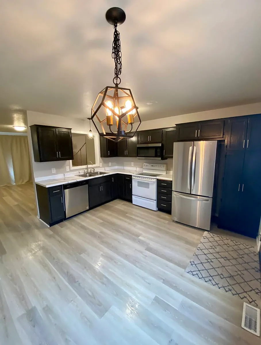 Building Photo - 2809 E Bragstad Dr #1