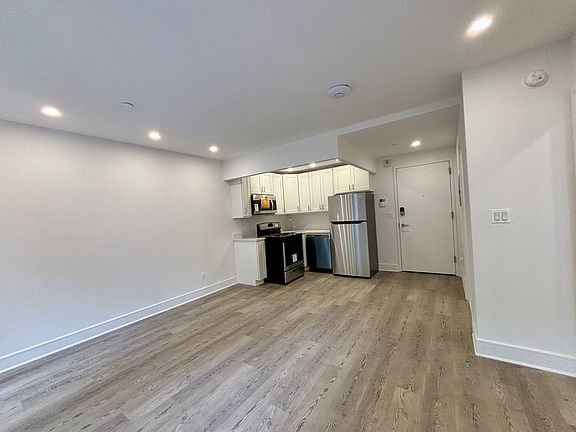 5th image of 45 W 81st St #3K