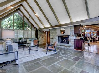 2905 Old Court Rd, Baltimore, MD 21208