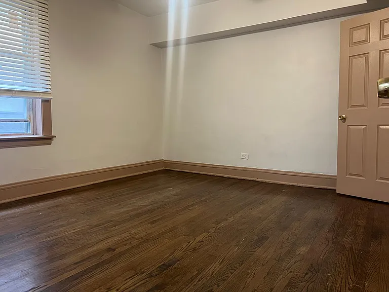 8253 S Maryland Ave #1 — Photo 29