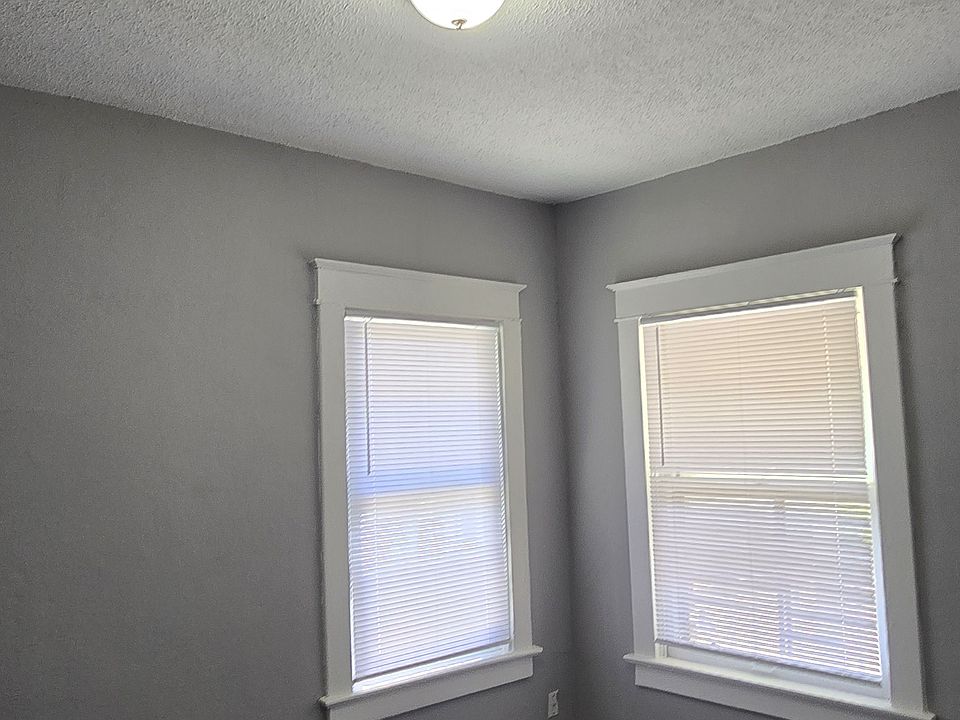 1st image of 1541 Chelsea Ave