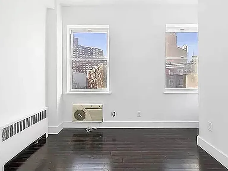 34 8th Ave #4C — Photo 5