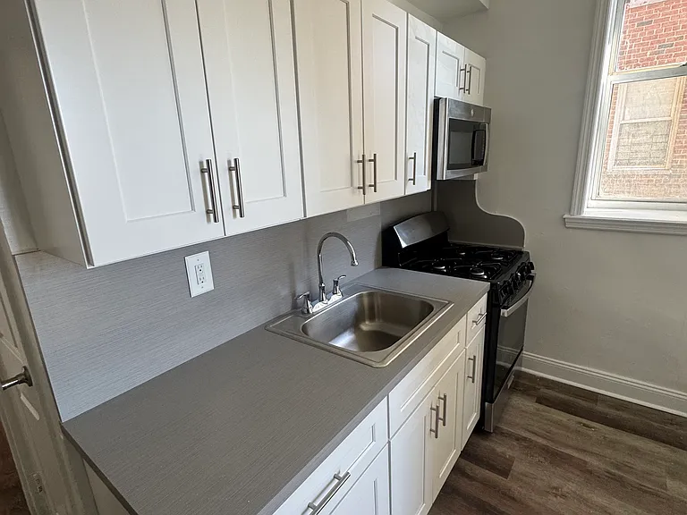 1445 Shore Pkwy #4H — Photo 6