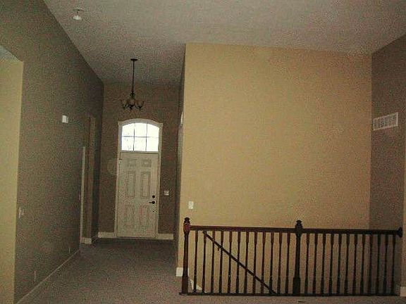 3rd image of 942 S 183rd St