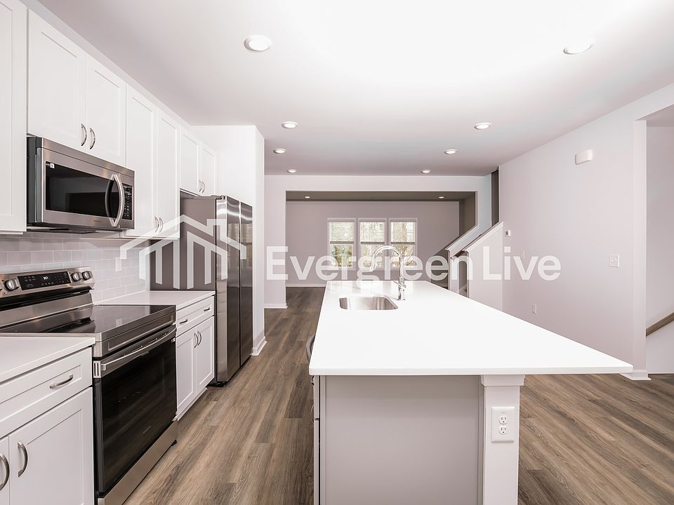 1st image of 573 Hodge Rd
