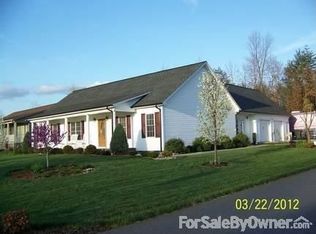 161 Deer Creek Dr, Hudson, NC 28638